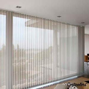 Otro tipo de cortina aislante son las cortinas verticales como la que se muestra en la foto