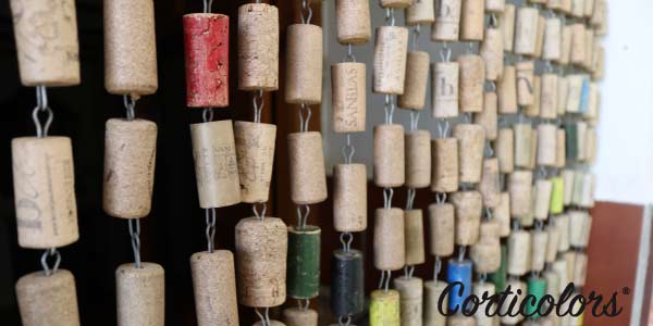 Cortinas de corchos y tapones de vino
