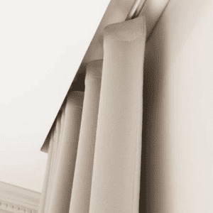 Los textiles gruesos como las cortinas también pueden ayudarte a reducir el ruido