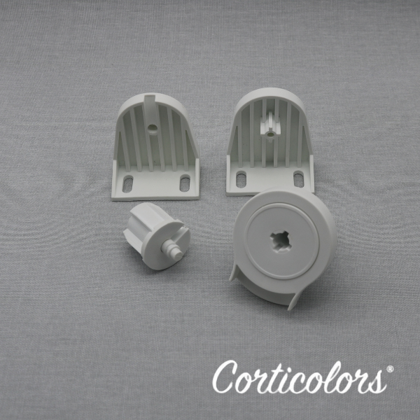 Kit de mecanismo para estor enrollable de 25 mm en color blanco de Corticolors, incluye soporte, cadena y accesorios para una instalación sencilla y duradera en cualquier tipo de ventana.
